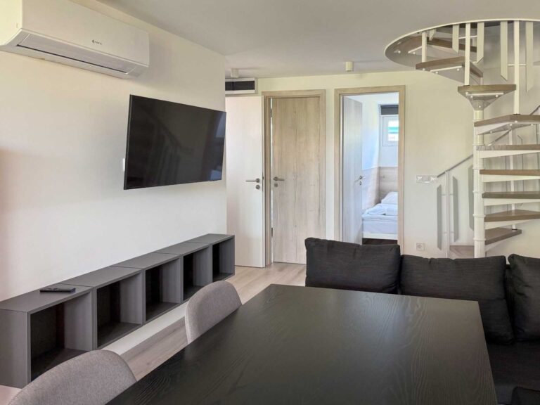 kemping apartman Balaton Rosa Plus nappali Aranypart Camping