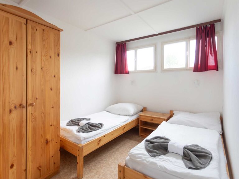 apartmanok Balaton Carmen hálószoba Aranypart Camping & Apartments