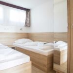 Aranypart Camping lakókocsi parcella sátorhely mobil ház