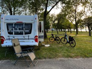 Standort des Fotografen Aranypart Camping Campingplätze Ferienhaus Balaton