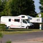 Húsvéti kempingezés a Balatonnál 17 lakókocsi parcella kemping Aranypart Siófok