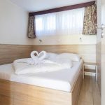 mobilház mobil ház Aranypart Camping Siófok Carmen Plusz üdülőház hálószoba