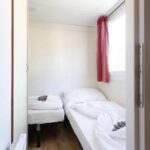 A mobilház balatoni mini otthon 11 mobilház mobil ház Aranypart Camping Siófok suncool hálószoba