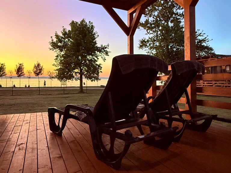 Herbst Camping Balaton Strand Aranypart Camping & Apartments