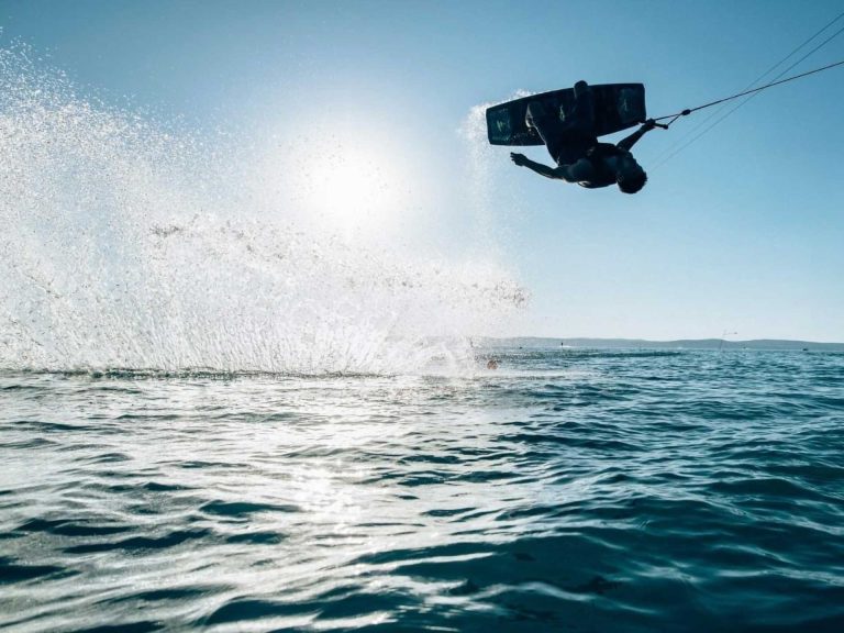 strand szabadstrand Siófok Balaton Aranypart Bamboo Sziget wakeboard